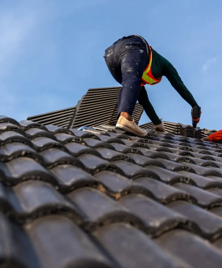 10-Common-Roofing-Hazards-and-Controls-You-Must-Know