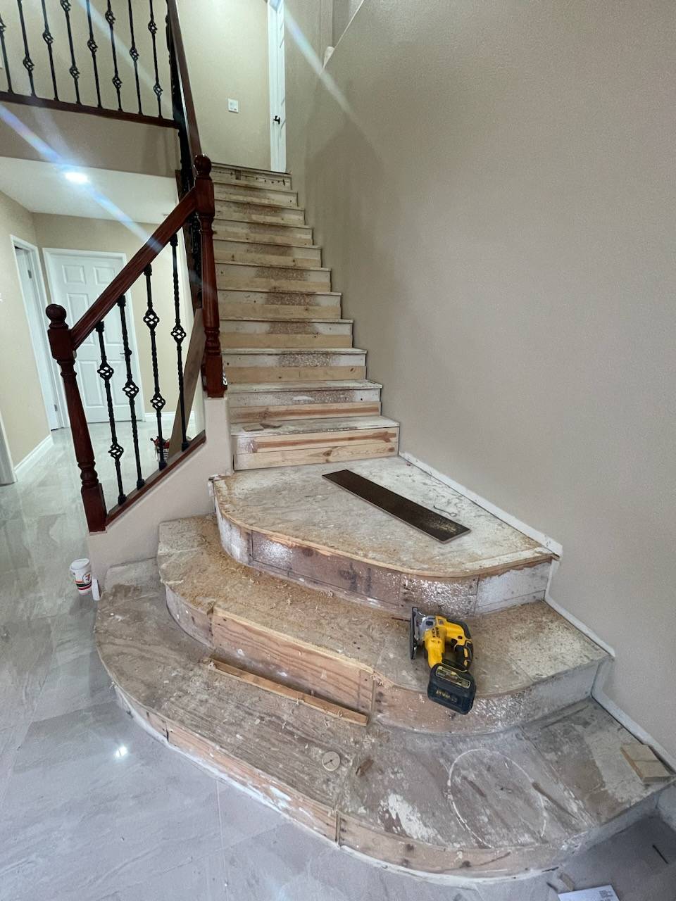 AF1QipPuE209ZMyq1-RJ7E94pfQVMAeW76JkH7vsvkXH=s1500 (14)