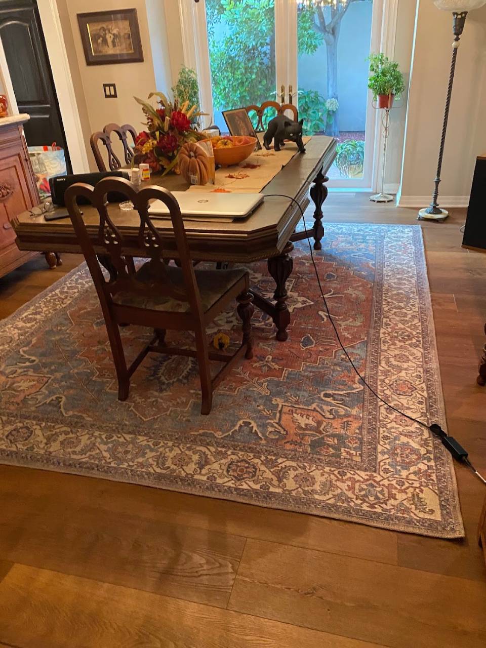 AF1QipPuE209ZMyq1-RJ7E94pfQVMAeW76JkH7vsvkXH=s1500 (4)